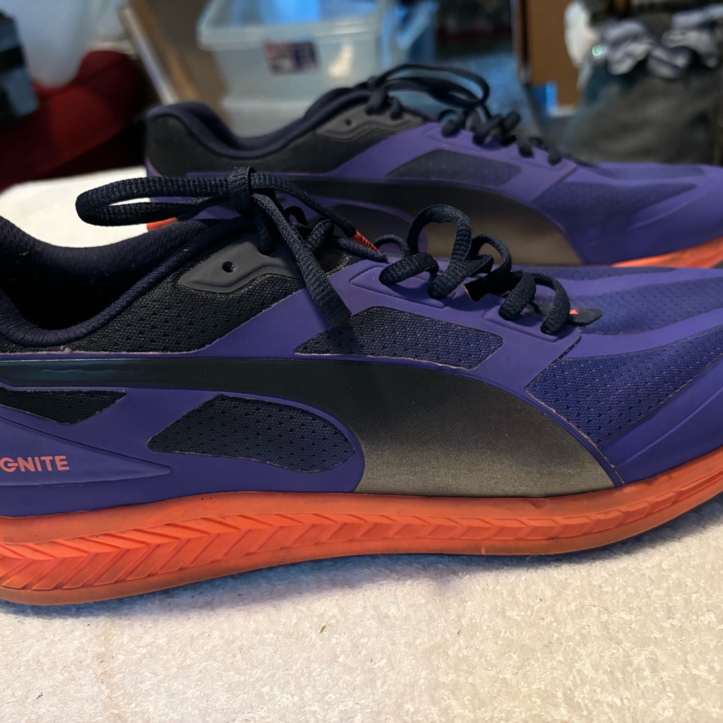 Almost Brand New High Performance Mens Sneakers By Puma  Size 12  Box 76